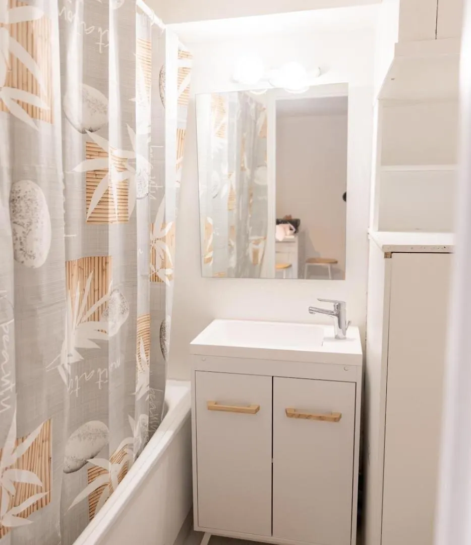 Holiday home Maisonnette Au Calme Villeneuve-Loubet